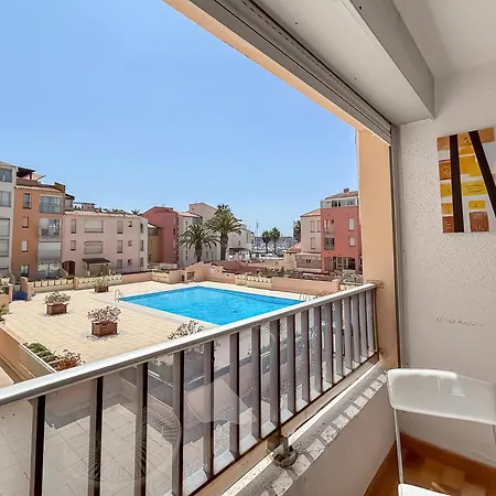 Apartment Lumineux Avec Piscine, Vue Port A Agde